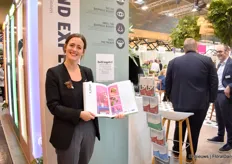 Gianna Carbone of Landgard with their New trend book that they are launching for 3 years now at the trade fair. How to translate these trend in practice were presented in seminars during the show.